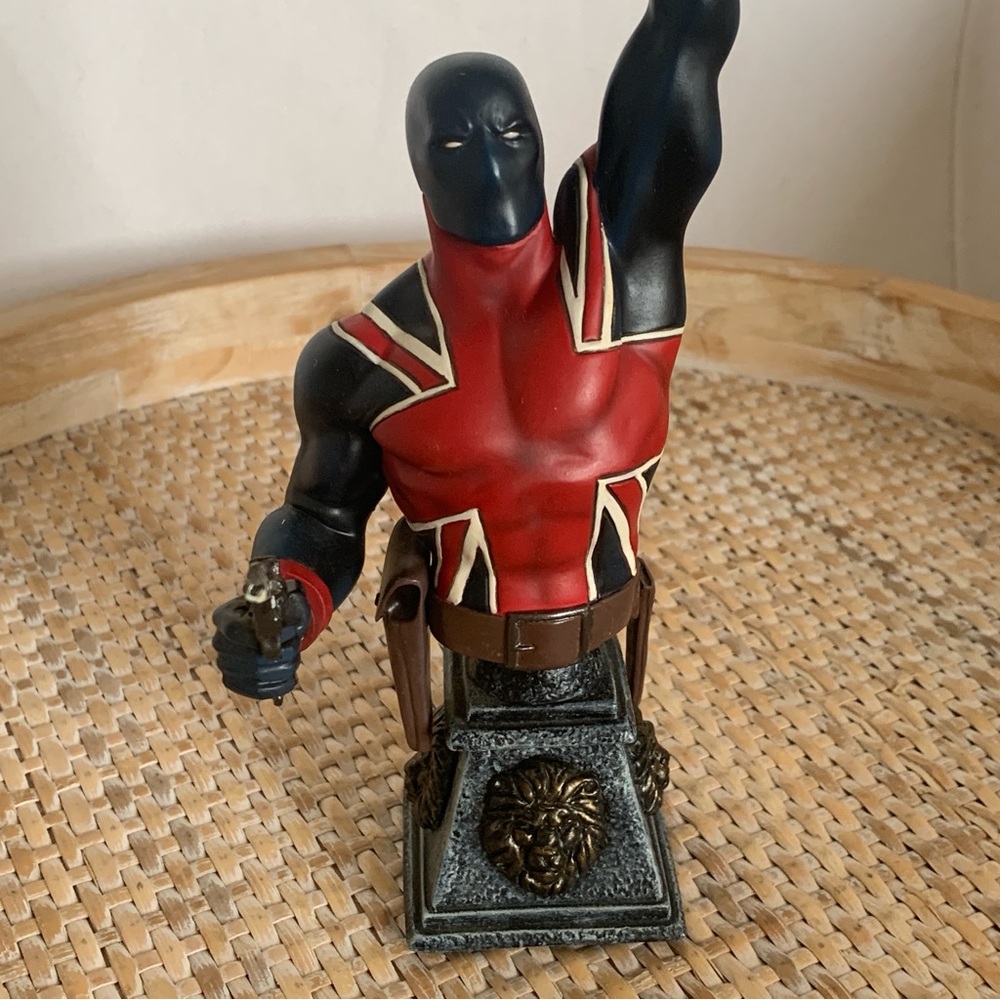 Marvel Comics Bowen Designs Union Jack Mini Bust